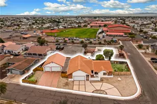 632 Lilac Ln, Bullhead City, AZ 86442 - Photo 1