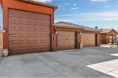 2218 Jo Ann Avenue, Bullhead City, AZ 86442 - Photo 6
