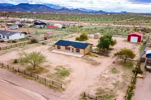 3248 W Carmichael Rd, Golden Valley, AZ 86413 - Photo 1