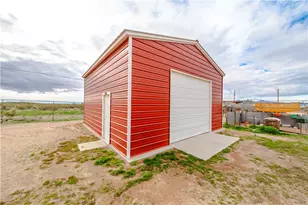 3248 W Carmichael Rd, Golden Valley, AZ 86413 - Photo 36