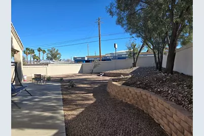 992 Andy Lane, Bullhead City, AZ 86442 - Photo 10