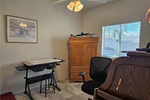 992 Andy Ln, Bullhead City, AZ 86442 - Photo 4