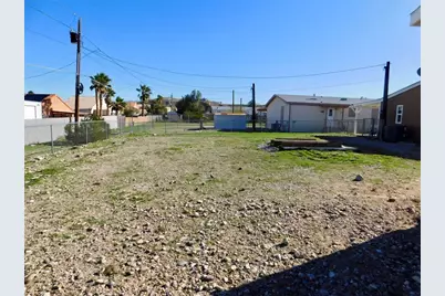 1581 Nottingham Drive, Bullhead City, AZ 86442 - Photo 32