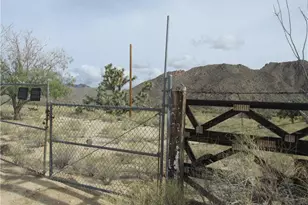 11690 S Alan Rd Rd, Yucca, AZ 86438 - Photo 1