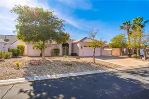 2042 E Lago Grande Pl, Fort Mohave, AZ 86426 - Photo 4