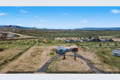 3058 W Carmichael Road, Golden Valley, AZ 86413 - Photo 26