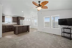 3058 W Carmichael Rd, Golden Valley, AZ 86413 - Photo 4