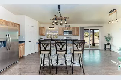 2789 S Naco Road, Golden Valley, AZ 86413 - Photo 8