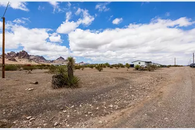 2789 S Naco Road, Golden Valley, AZ 86413 - Photo 44