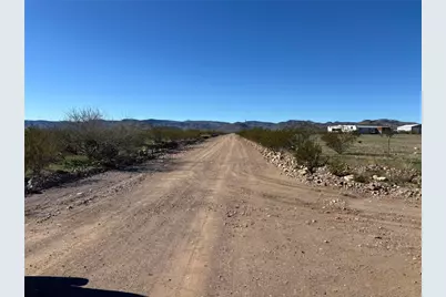 339-09-083 W Jurrasic Drive, Golden Valley, AZ 86413 - Photo 14