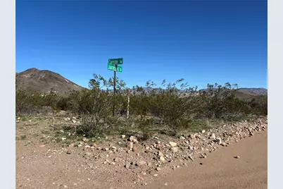 339-09-083 W Jurrasic Drive, Golden Valley, AZ 86413 - Photo 1