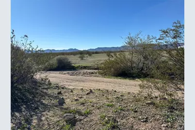 . Jurrasic, Golden Valley, AZ 86413 - Photo 12