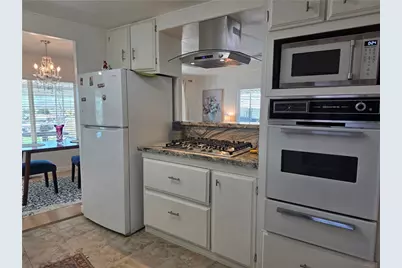 2271 W Riverview Circle, Bullhead City, AZ 86442 - Photo 12