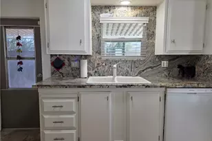 2271 W Riverview Cir, Bullhead City, AZ 86442 - Photo 26