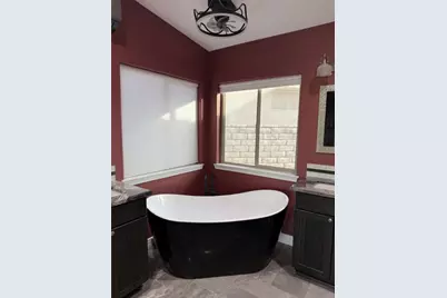 2073 E Lago Grande Bay, Fort Mohave, AZ 86426 - Photo 12