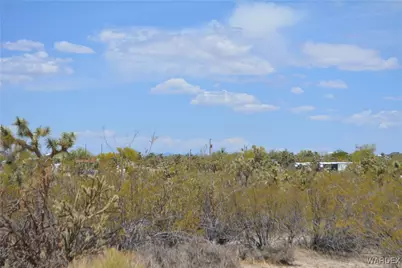 2279 E Margaret Road, Yucca, AZ 86438 - Photo 66