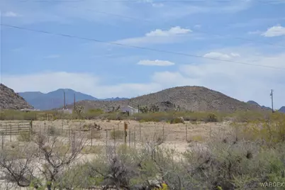 2279 E Margaret Road, Yucca, AZ 86438 - Photo 26