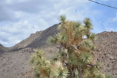 2279 E Margaret Road, Yucca, AZ 86438 - Photo 34