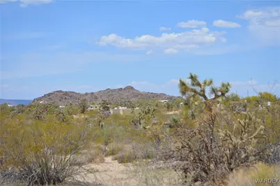 2279 E Margaret Road, Yucca, AZ 86438 - Photo 36