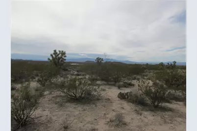 000 S Cal Road, Yucca, AZ 86438 - Photo 12