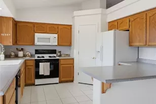 9854 N Medicine Point Dr, Kingman, AZ 86401 - Photo 10