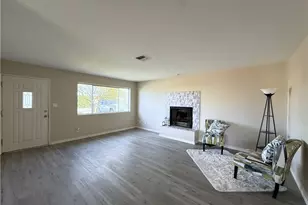 1720 E Valencia Rd, Fort Mohave, AZ 86426 - Photo 10