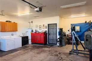 1913 Colorado Blvd, Bullhead City, AZ 86442 - Photo 32