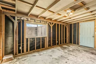 5563 S Topaz St, Fort Mohave, AZ 86426 - Photo 28