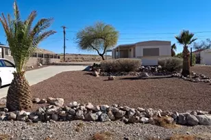 3180 Locust Blvd, Bullhead City, AZ 86429 - Photo 2