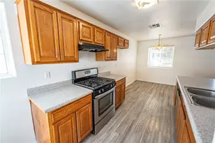 3422 Cypress St, Kingman, AZ 86401 - Photo 6