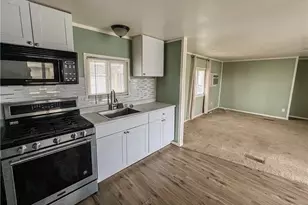 1910 Monterey Dr, Bullhead City, AZ 86442 - Photo 12