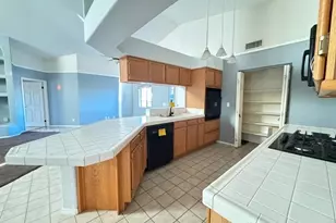 7733 S Valley Parkway Ct, Mohave Valley, AZ 86440 - Photo 4