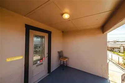 310 E Oak Street, Kingman, AZ 86401 - Photo 6