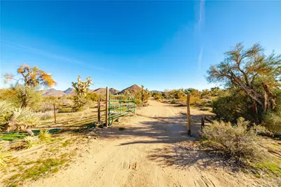 19816 S Gold Mine Road, Yucca, AZ 86438 - Photo 78