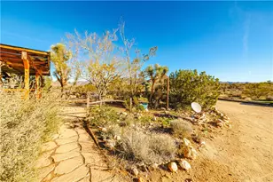 19816 S Gold Mine Rd, Yucca, AZ 86438 - Photo 60