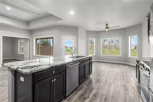 9821 N Vista Dr, Kingman, AZ 86401 - Photo 12