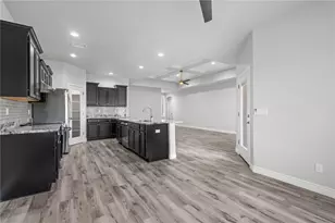 9821 N Vista Dr, Kingman, AZ 86401 - Photo 14