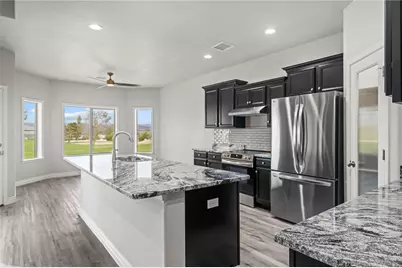 9821 N Vista Drive, Kingman, AZ 86401 - Photo 10