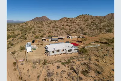 10887 Duncan Road, Yucca, AZ 86438 - Photo 30