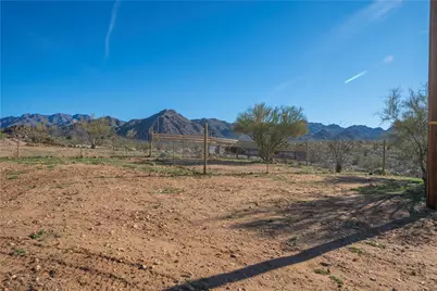 10887 Duncan Road, Yucca, AZ 86438 - Photo 38