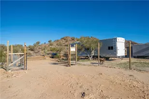 10887 Duncan Rd, Yucca, AZ 86438 - Photo 26