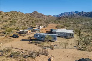 10887 Duncan Rd, Yucca, AZ 86438 - Photo 28