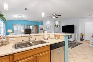 2436 Topanga Dr, Bullhead City, AZ 86442 - Photo 12