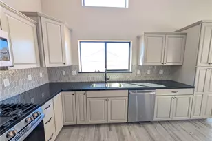 1317 E Placer Dr, Fort Mohave, AZ 86426 - Photo 6