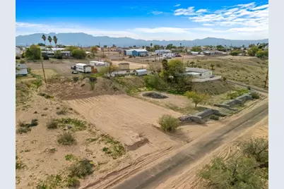 4762 E Beach, Topock, AZ 86436 - Photo 2