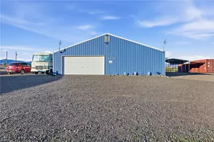 7635 Abrigo, Golden Valley, AZ 86413 - Photo 12