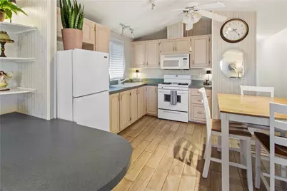 7610 6th Street, Dolan Springs, AZ 86441 - Photo 20