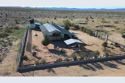 7610 6th Street, Dolan Springs, AZ 86441 - Photo 1