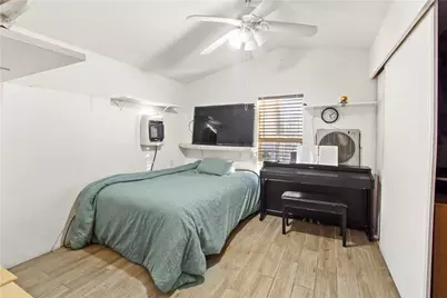 7610 6th Street, Dolan Springs, AZ 86441 - Photo 22