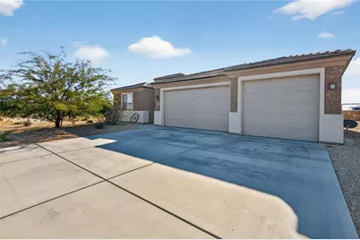 6696 W Brook Drive, Golden Valley, AZ 86413 - Photo 4